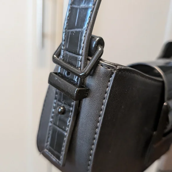 Black shoulder bag - Picture 3 of 4